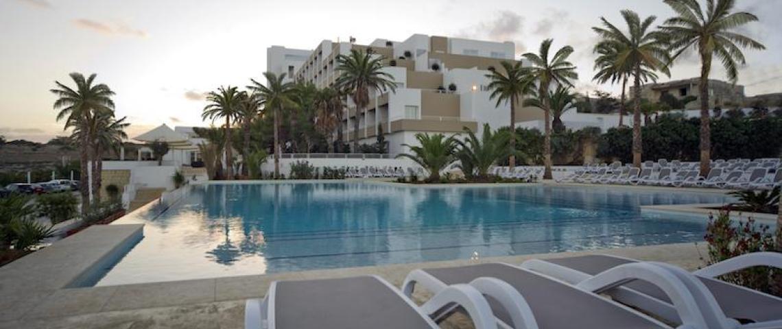 LOOK Sprachreisen Malta St Julians Unterkunft Hotel Salini Resort der Sprachschule ESE