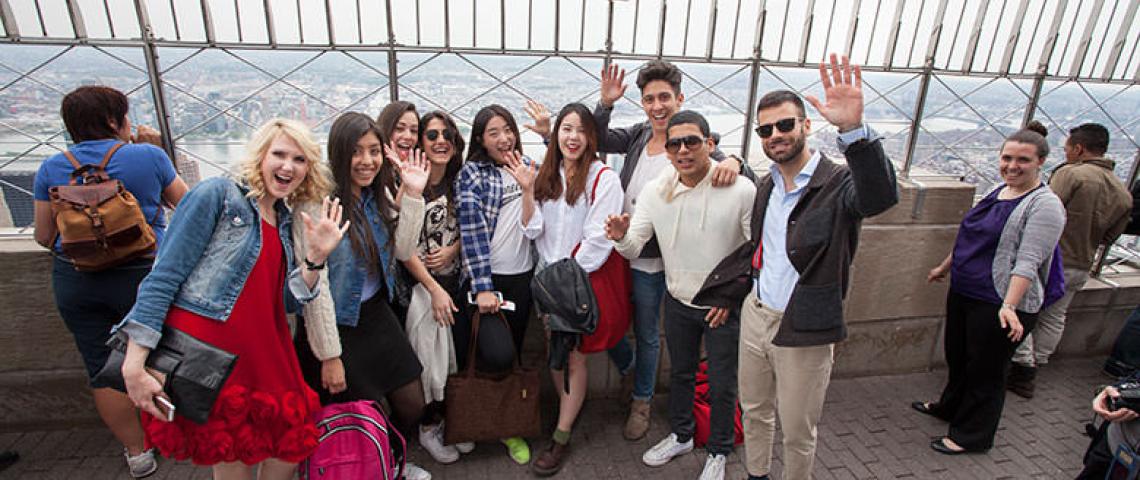 Sprachschüler auf Empire State Building