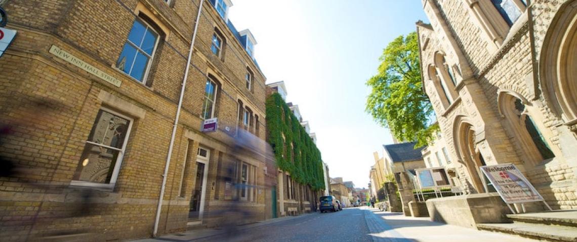 Straße vor Sprachschule Oxford